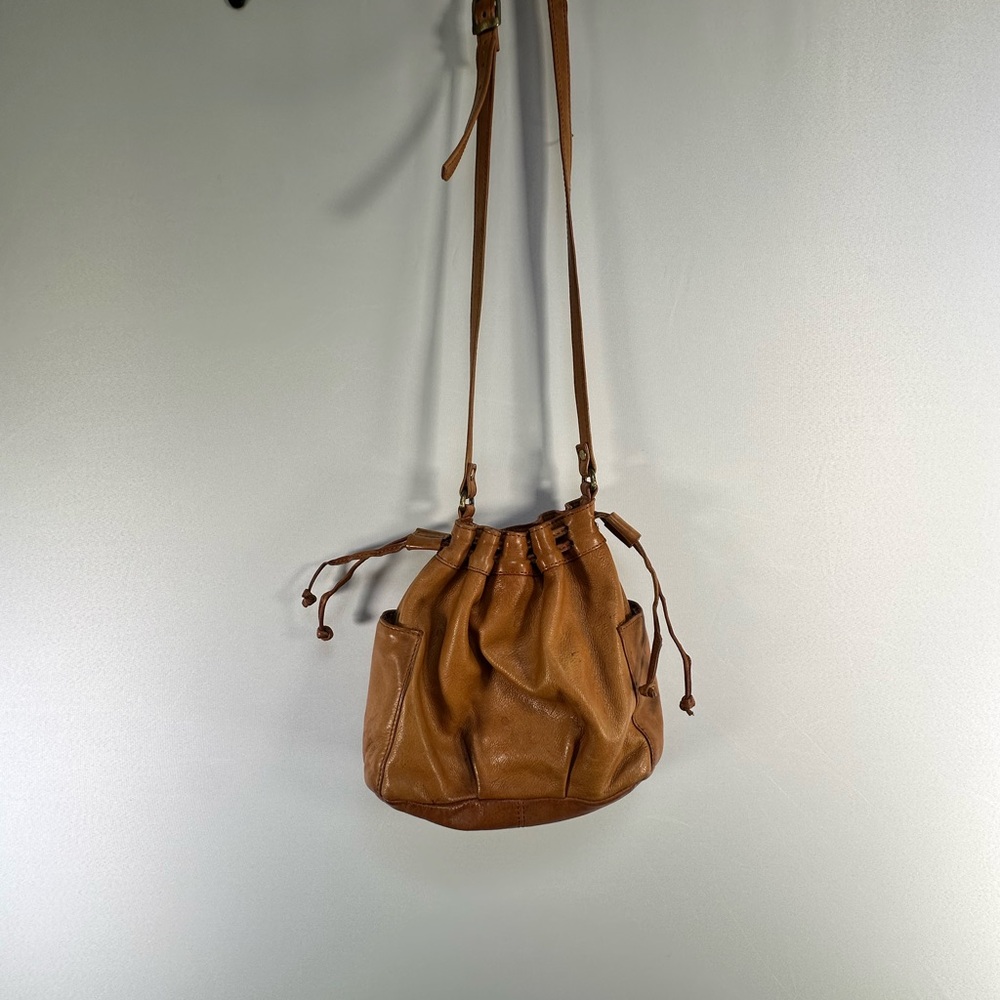 Casual Tan‎ Leather Drawstring Crossbody Bag